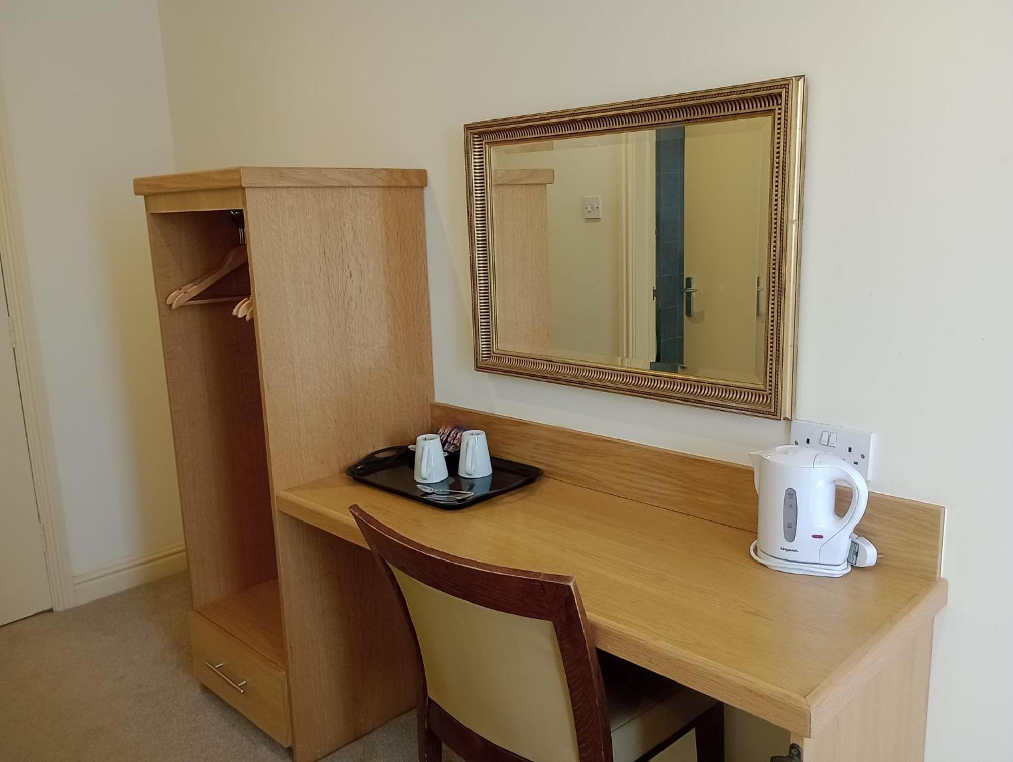 Wakefield Limes Lodge Экстерьер фото