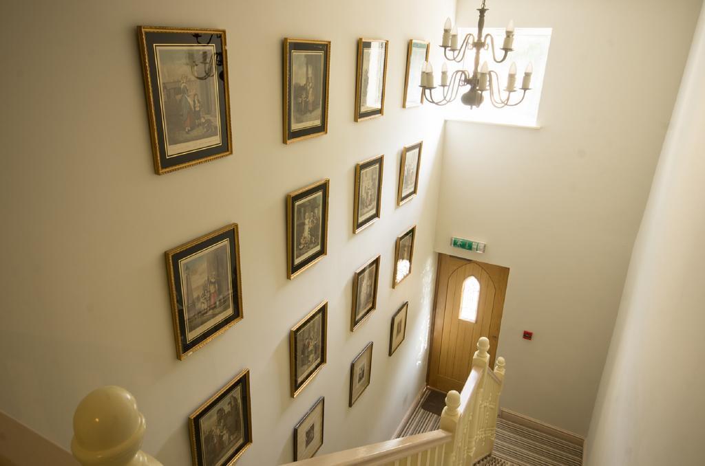 Wakefield Limes Lodge Экстерьер фото